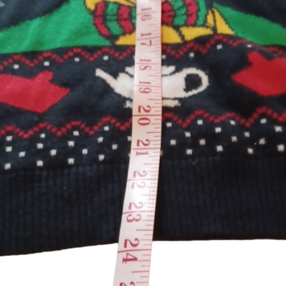 The Office Christmas sweater.Size medium.  Great used condition. - Picture 6 of 8